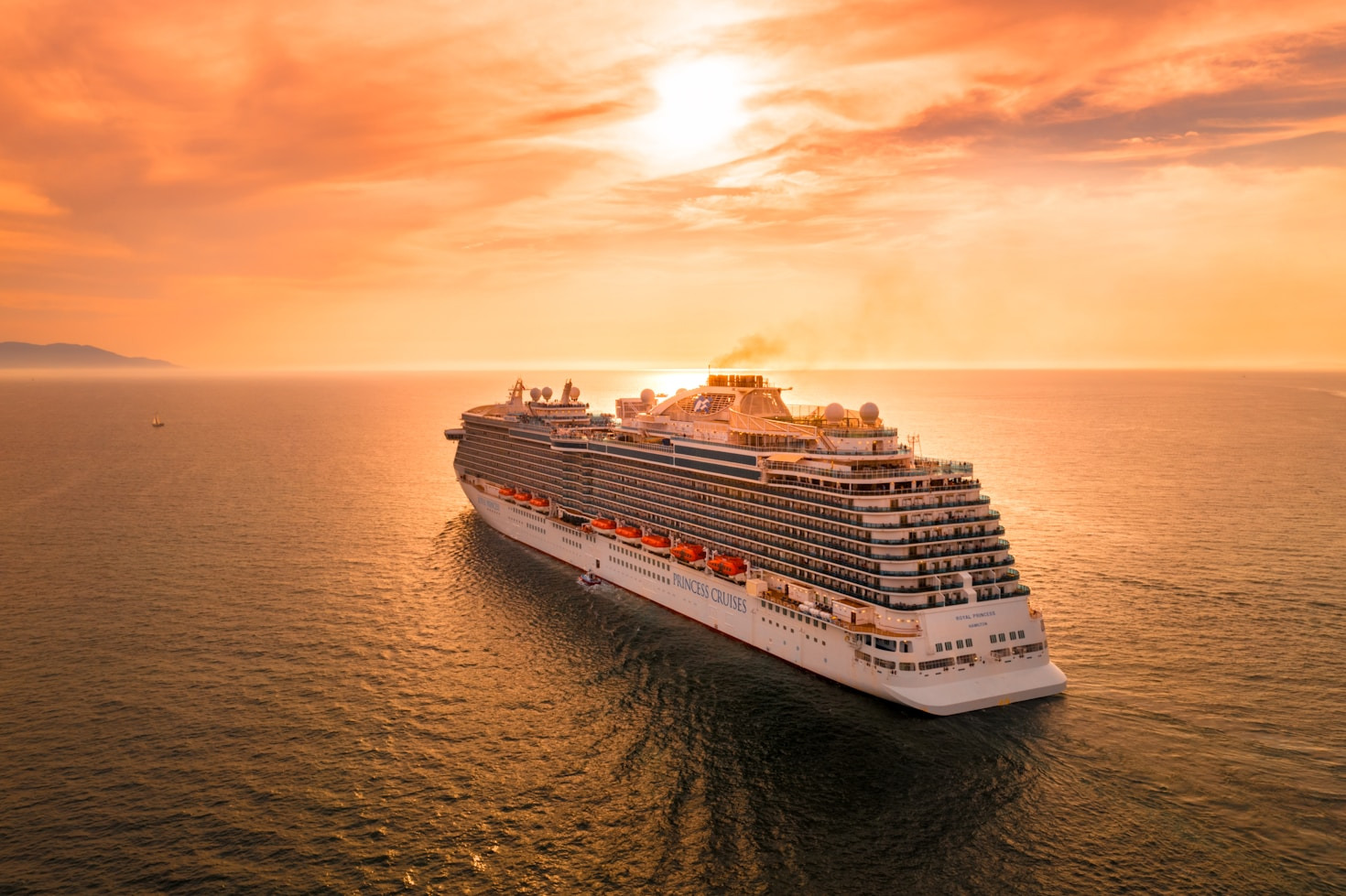 Navigating Travel Planning with Expert Help